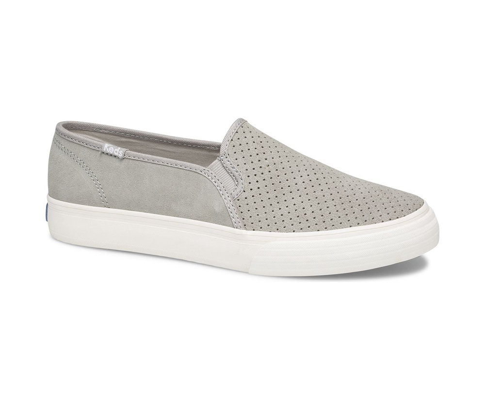 Slip Ons Keds Mujer Grises - Double Decker Perf Suede - 7681-ZXVYO